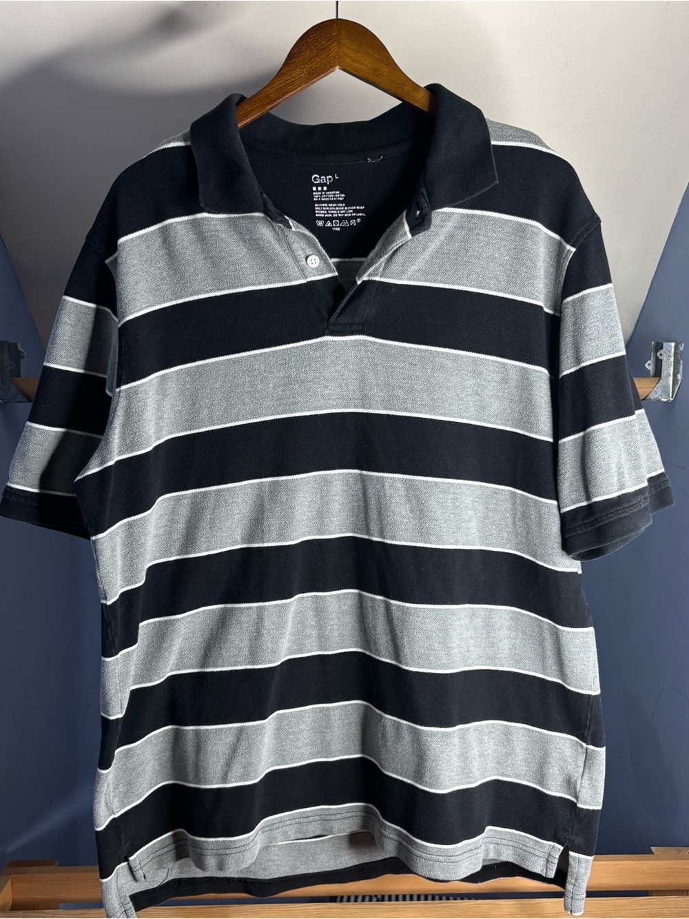 GAP Men's Black and Gray Wide-Stripe Polo